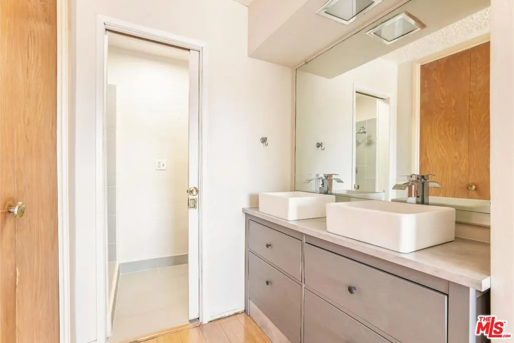 330 N Howard Street 311, Glendale, California 91206 home-pic-9